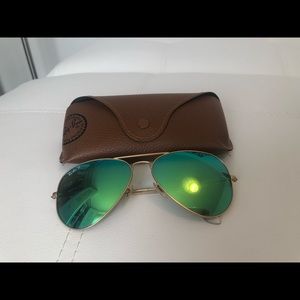 Polarized ray ban aviator sunglasses